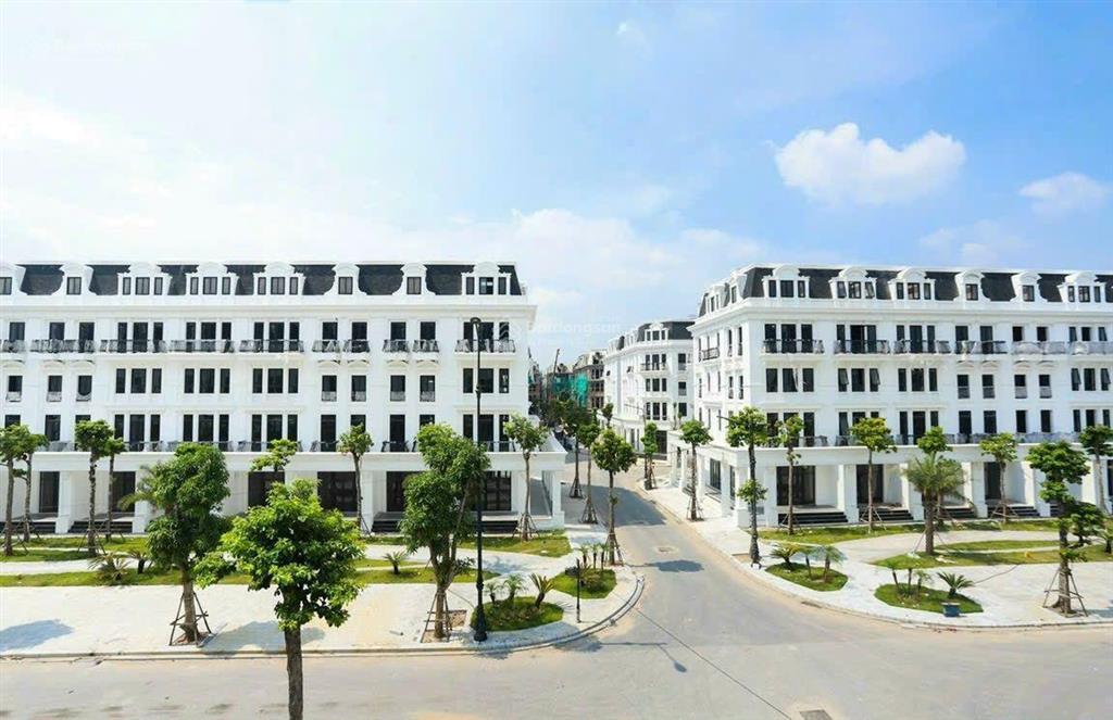 Cần chuyển nhượng căn liền kề đường 22m giá 28 tỷ