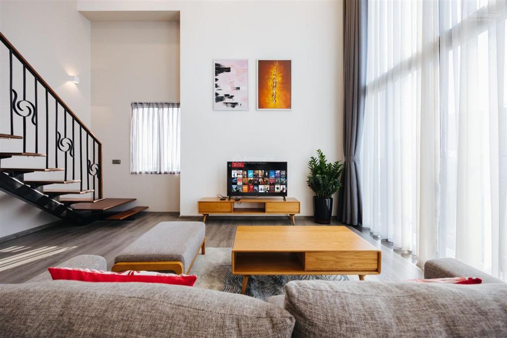 Cho thuê căn hộ cc tại pentstudio, lạc long quân, 22 triệu, 91 m2, giá cực chất