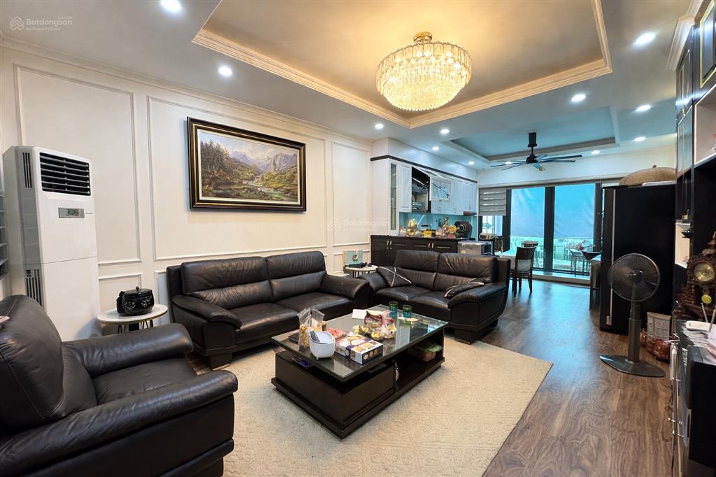 Siêu phẩm tân mai ô tô tránh thang máy kinh doanh đỉnh nhà mới keng 23.5 tỷ