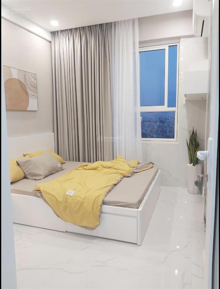 Bán nhanh ch richstar tân phú 2pn 1wc giá 3 tỷ 150 bao thuế phí toàn bộ.  0932 262 ***