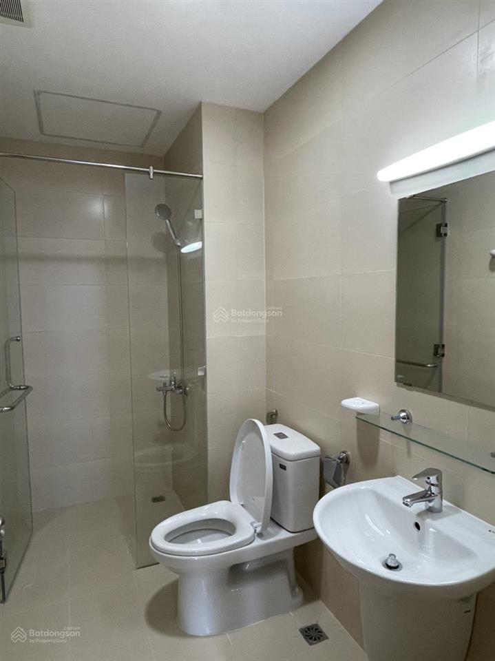 Cho thuê căn hộ carillon 7 tân phú 2pn 1wc dt 66m2 nội thất cơ bản giá 9 triệu ở liền  0932 262 ***