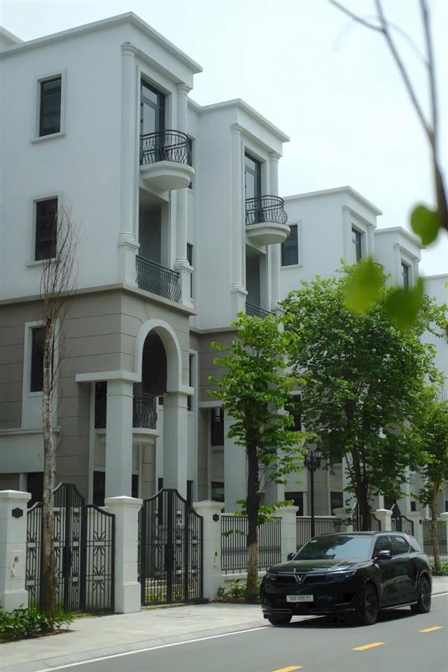GIÁ NHỈNH 16.x TỶ CƠ HỘI SỞ HỮU CĂN BIỆT THỰ SONG LẬP  HIẾM HOI TẠI VỊ TRÍ COMPOUND KHÉP