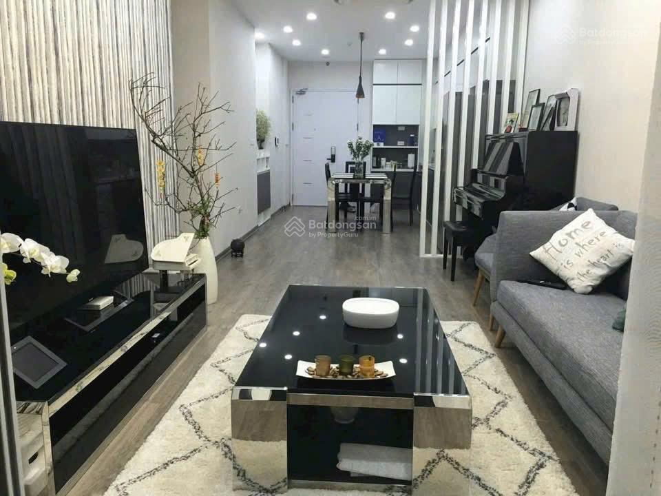 Chính chủ thiện chí cần bán căn góc 3pn2vs tòa g1 view hồ trung tâm hội nghị quốc gia. giá 11,2 tỷ