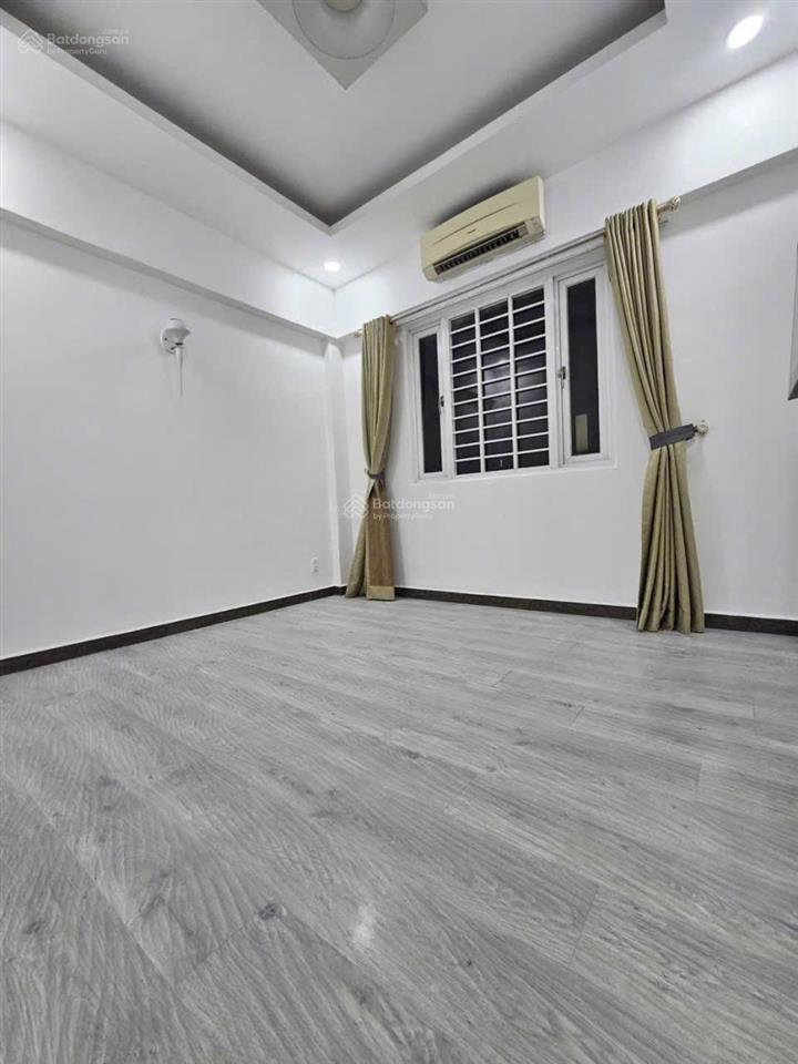 Bán căn hộ 2pn 87m2 đầy đủ nội thất bến vân đồn