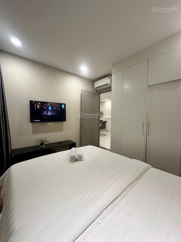 Bán căn hộ 1 phòng ngủ the gold view 50m2