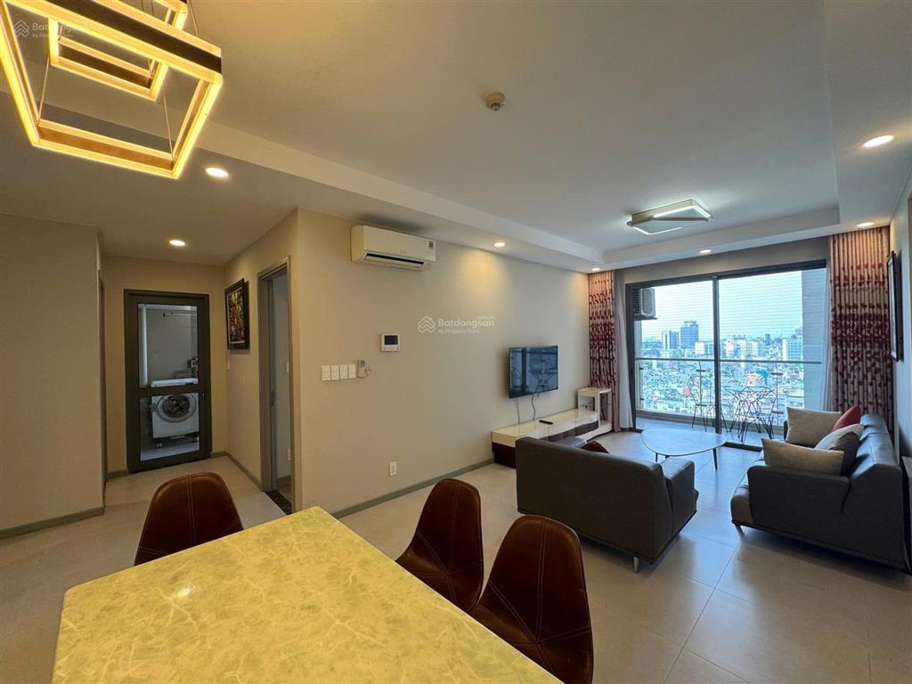 Bán căn hộ 2pn 92m2 đầy đủ nội thất the gold view