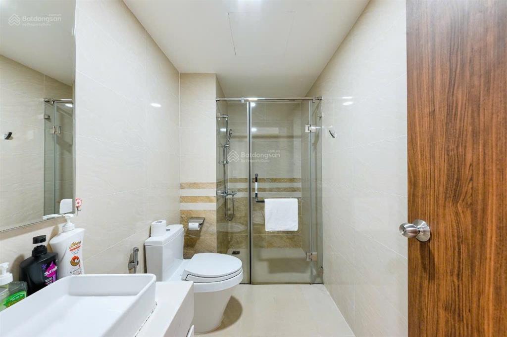Bán căn hộ 2pn 2wc 82m2 đầy đủ nội thất saigon royal
