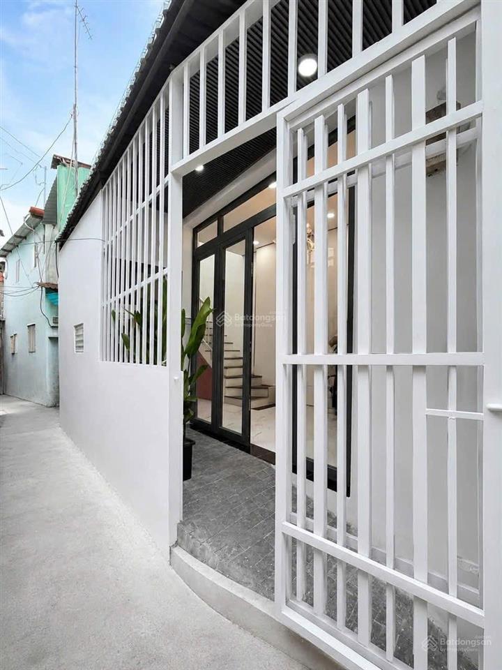 Bán nhà phố hẻm thông 2 tầng đầy đủ nội thất