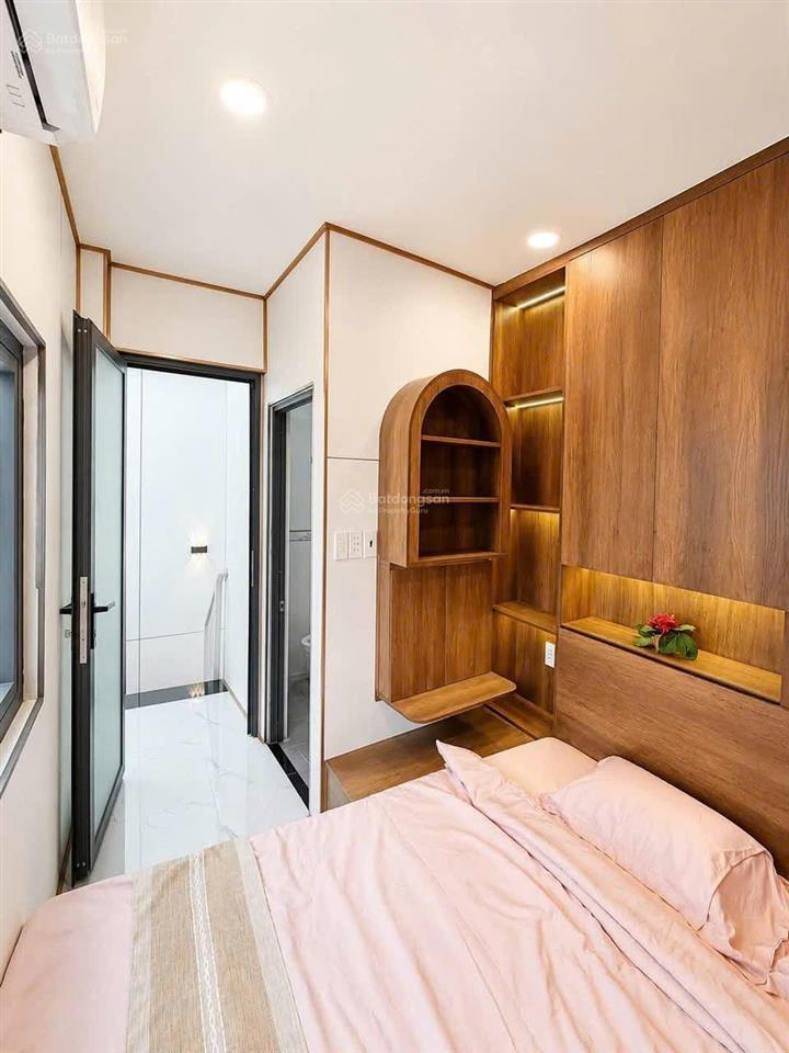 Bán nhà phố hẻm thông 2 tầng đầy đủ nội thất