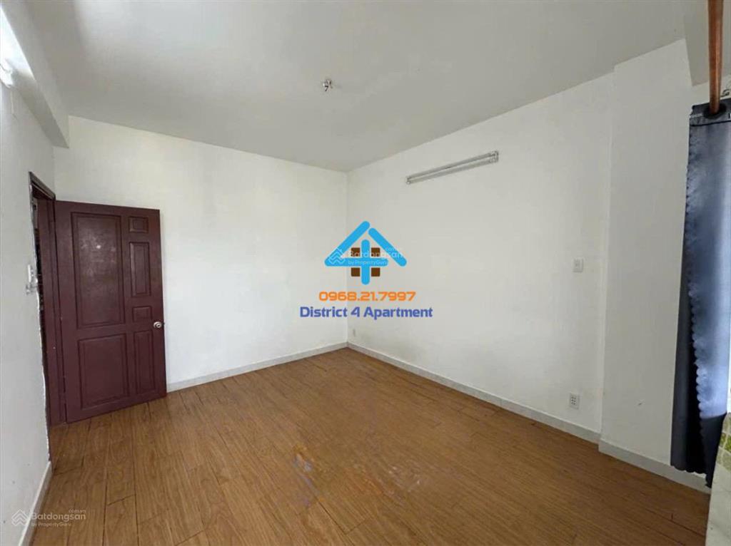 Bán căn hộ 2 phòng ngủ 83m2 khánh hội 1 có sổ