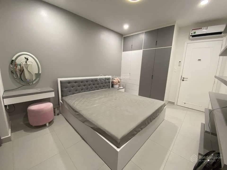 Bán nhanh căn hộ 2pn 2wc 81m2 giá tốt tòa the gold view