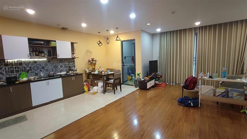 Bán căn hộ 3pn 117m2 đầy đủ nội thất the gold view