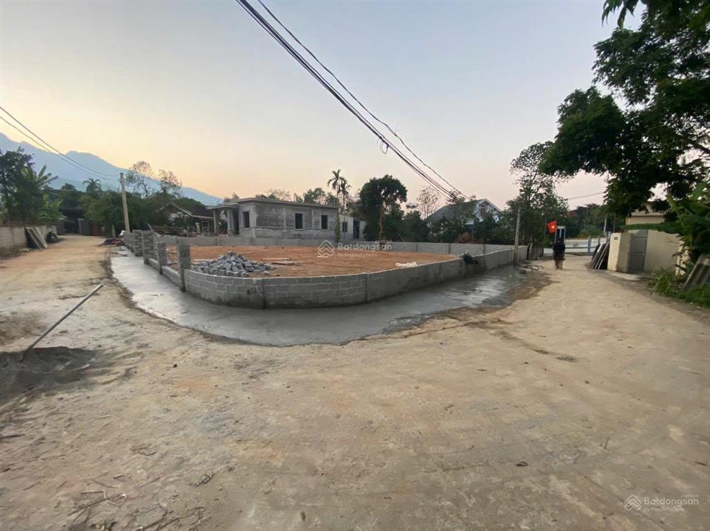Chính chủ gửi bán lô nổi bật xã, hàng hiếm, lô góc 2 mặt tiền 552m2