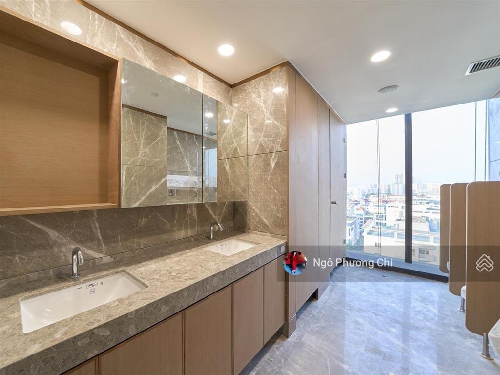 Cđt cho thuê văn phòng hạng a tòa the marc 88 trần thái tông dt 600m2 có chia nhỏ từ 100m full view