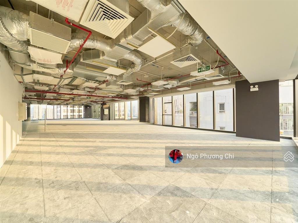 Cđt cho thuê văn phòng hạng a tòa the marc 88 trần thái tông dt 600m2 có chia nhỏ từ 100m full view