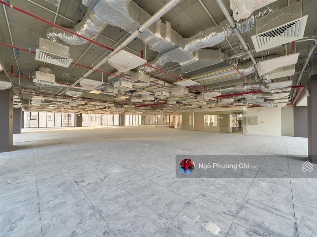 Cđt cho thuê văn phòng hạng a tòa the marc 88 trần thái tông dt 600m2 có chia nhỏ từ 100m full view