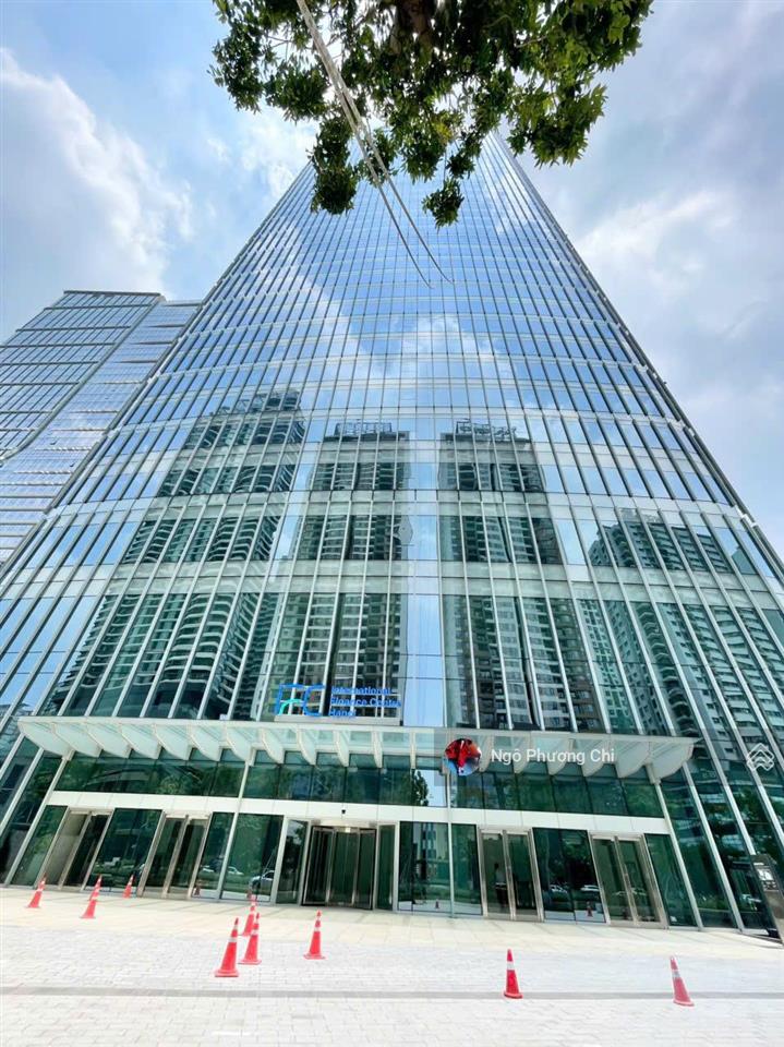 Bql toà nhà ifc hanoi  kđt starlake tây hồ tây cho thuê văn phòng hạng a, dt 1950m²  hot