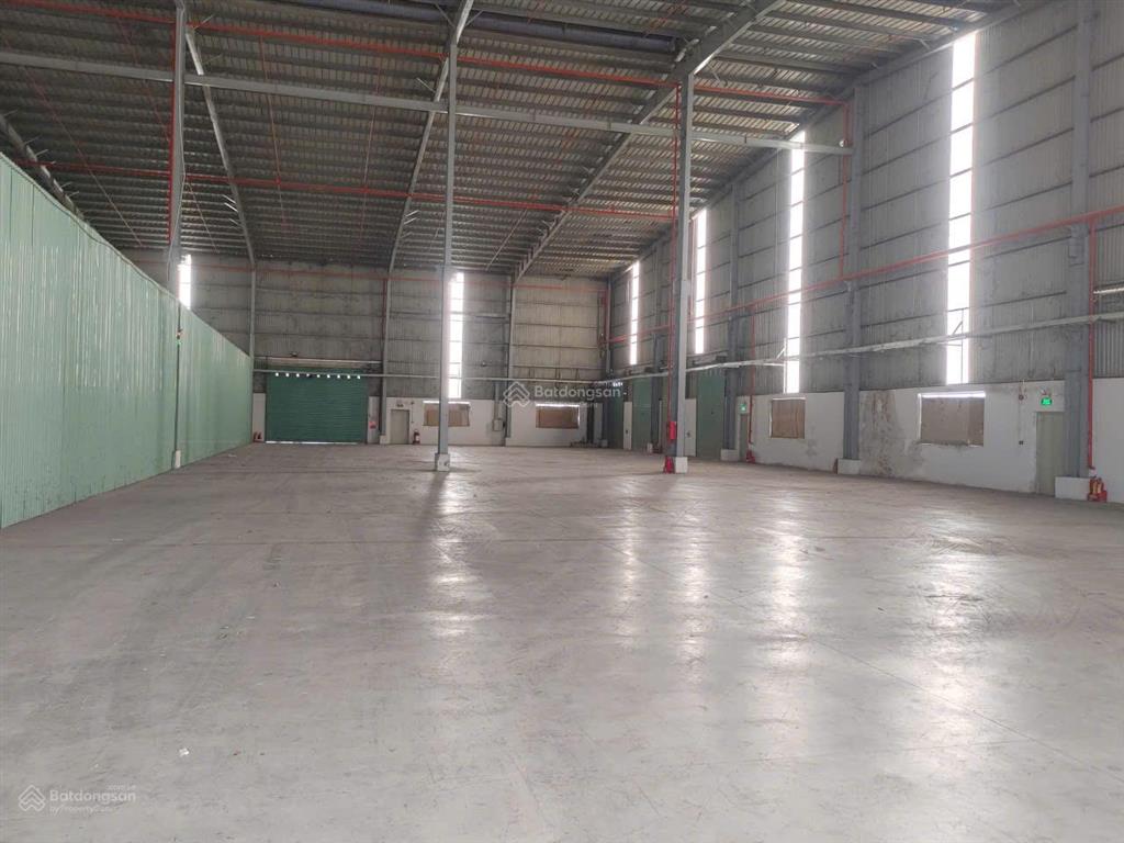 Cho thuê 1500m2 kho tự quản và kho dịch vụ mặt tiền đường tỉnh lộ 10, bình chánh, pccc đầy đủ