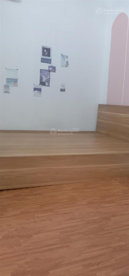 Cho thuê phòng 15m2 khép kín đủ đồ ngõ 33 lãng yên hbt  hn