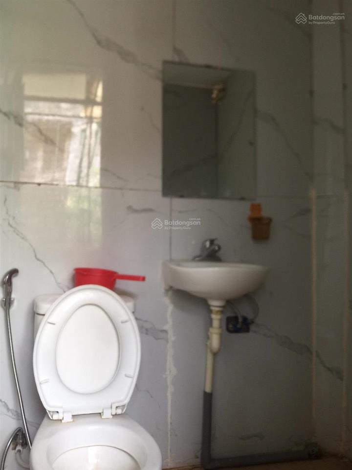 Cho thuê phòng 20m2 đủ đồ số 27 ngõ 33 lãng yên hn