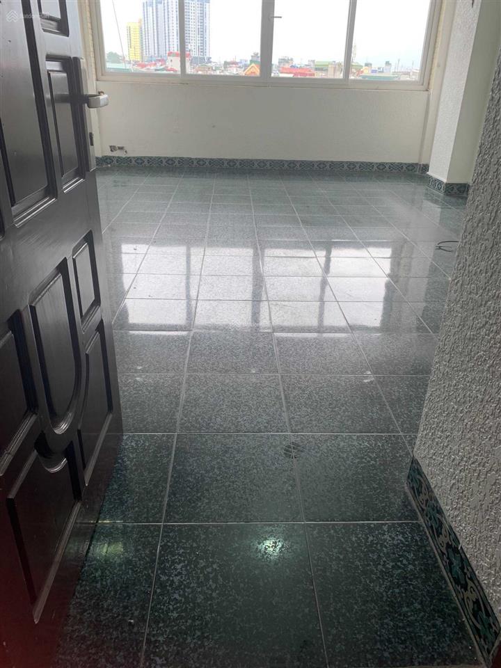 Chính chủ cho thuê vp mặt đường lạc trung, gần time city dt 35 m2, giá 5tr/th
