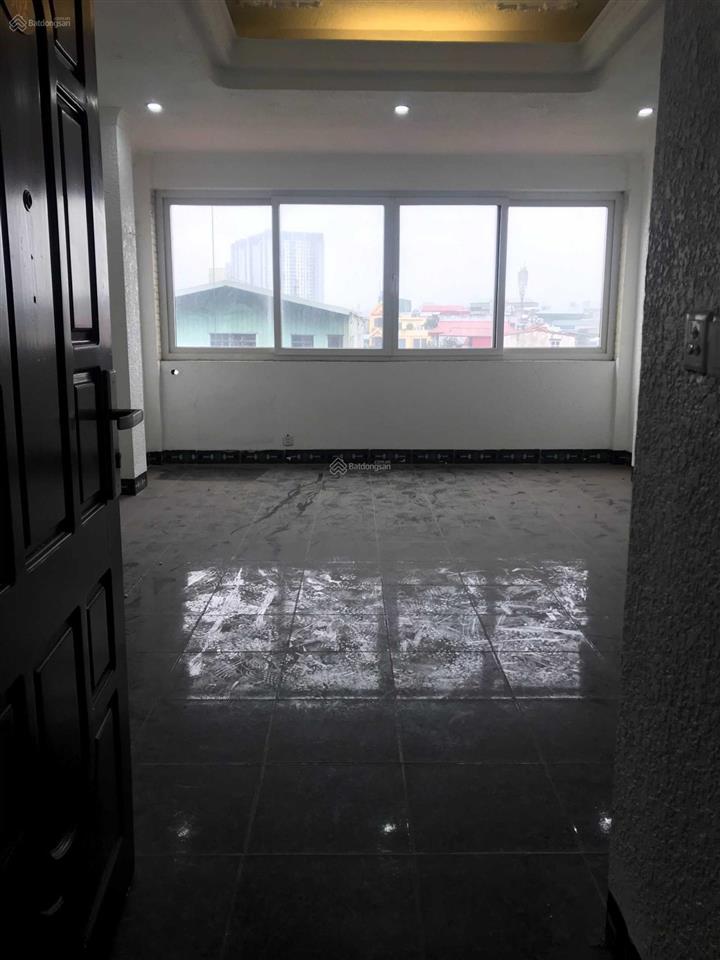 Chính chủ cho thuê vp mặt đường lạc trung, gần time city dt 35 m2, giá 5tr/th