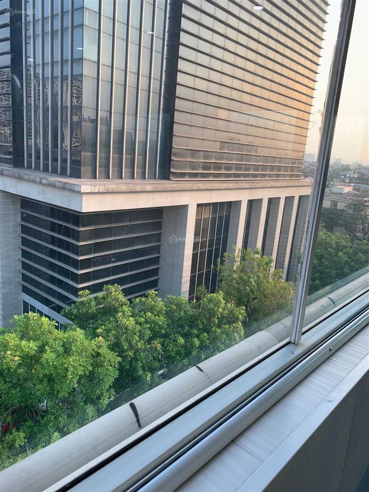 Cho thuê văn phòng 50m2, tầng 6 tòa nhà 124 lạc trung hbt  hn