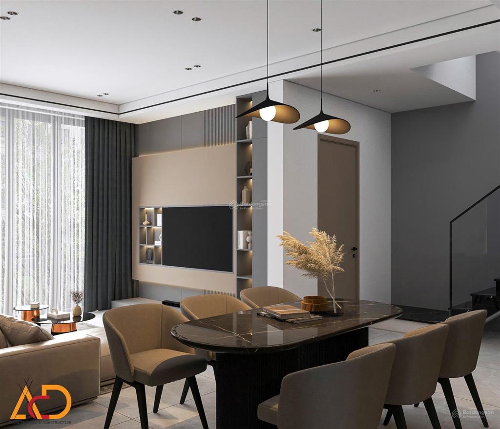 Nhà 3 tầng sau lưng mặt tiền trần cao vân . kiệt chuẩn 3m5