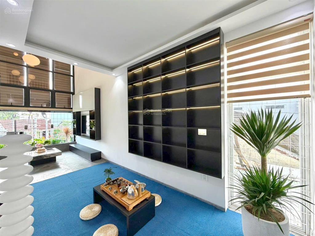 Nhà view công viên cách tôn đức thắng  liên chiểu 30m