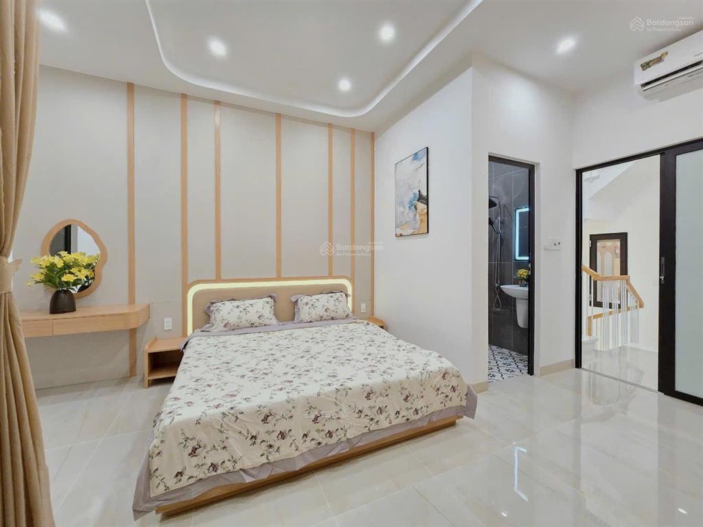 Nhà 3 tầng đường phan thanh ngay đại học duy tân  bv hoàn mỹ