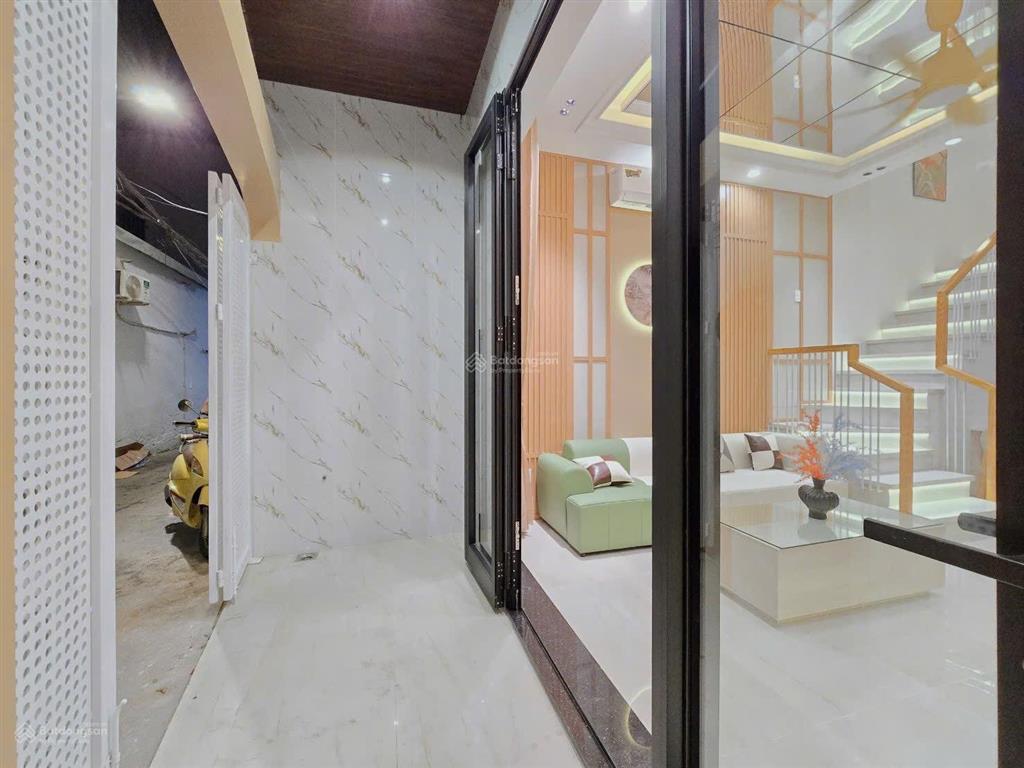 Nhà 3 tầng đường phan thanh ngay đại học duy tân  bv hoàn mỹ