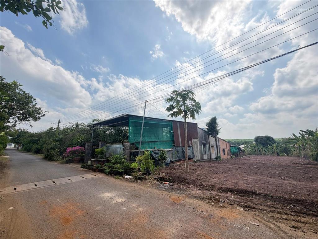 Sở hữu ngay lô đất view suối quýt, xã cẩm đường, 500m2 thích hợp làm nhà vườn