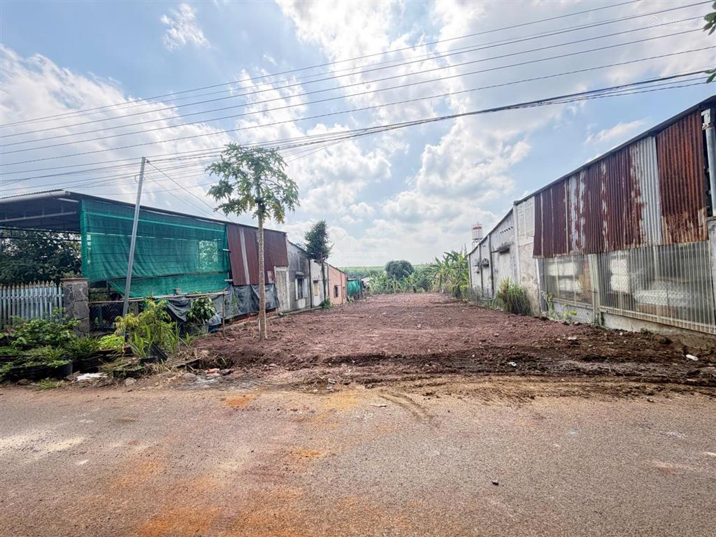 Sở hữu ngay lô đất view suối quýt, xã cẩm đường, 500m2 thích hợp làm nhà vườn