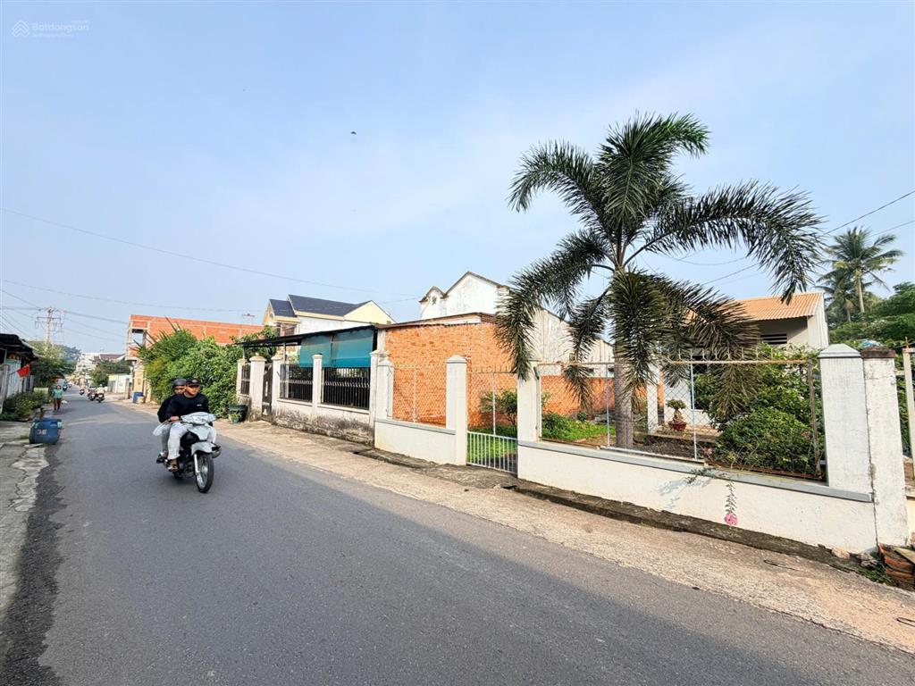 Đất đẹp bình sơn vị trí tiềm năng mở khách sạn / lưu trú