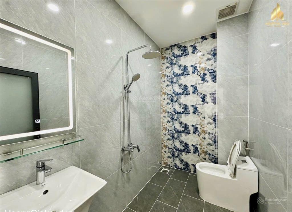 Hot! bán ngộp căn nhà lê trực, p7, bình thạnh giá 4tỷ5/56,2m2. nhà mới, an ninh. sổ đầy đủ