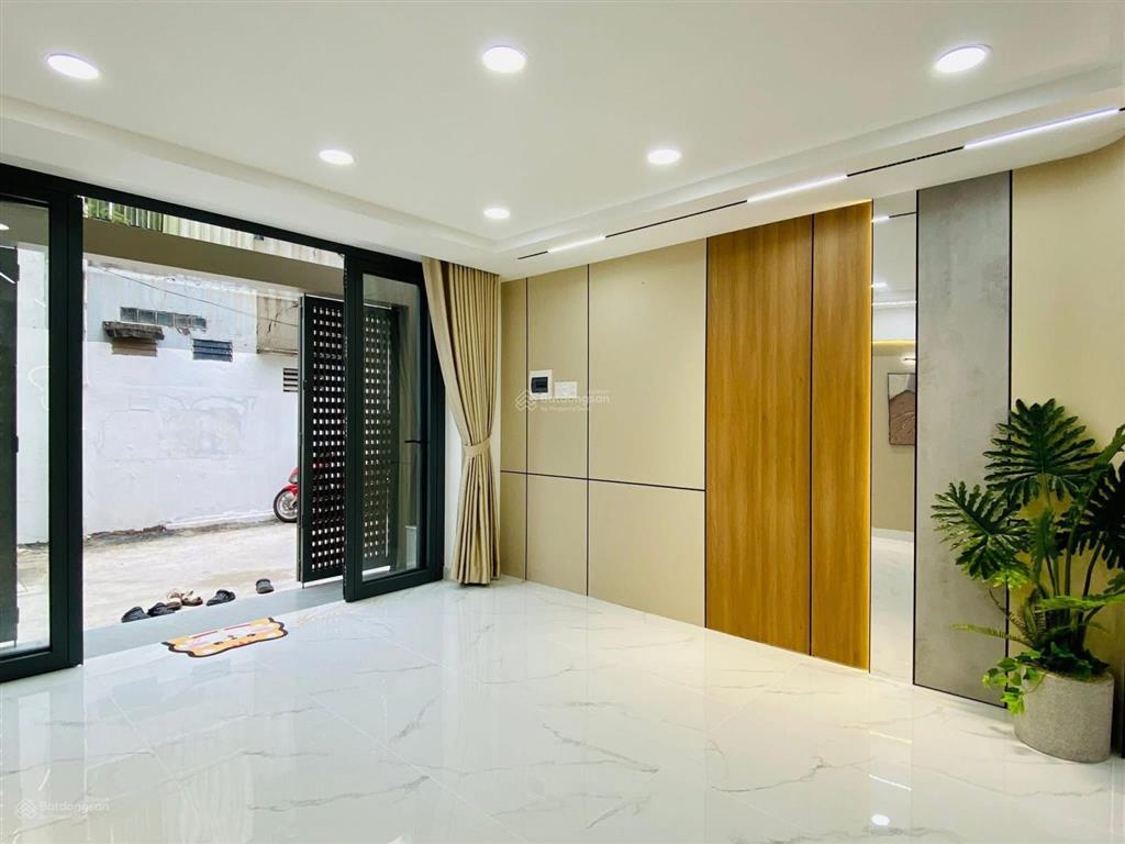 Cô xuân bán gấp nhà vũ huy tấn, phú nhuận ngay khu phan xích long giá 2tỷ860/ 40,2m2. sổ ngay