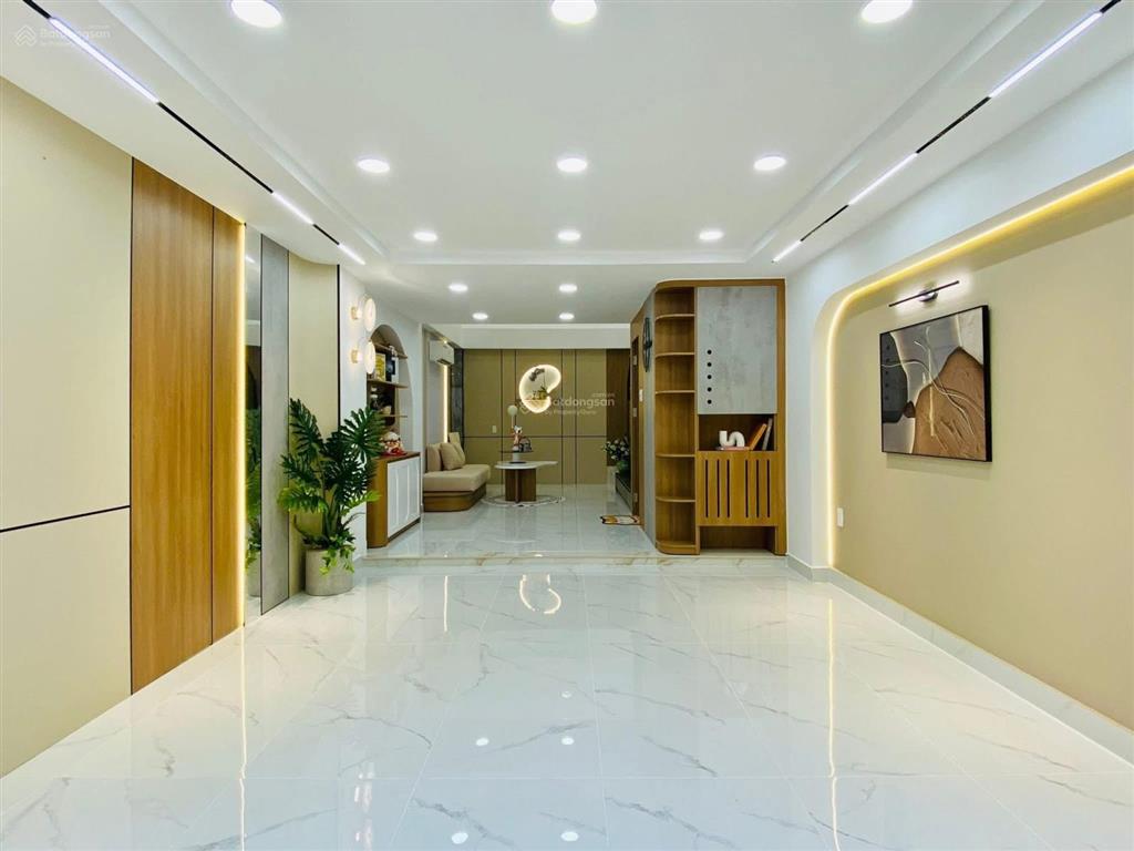 Cô xuân bán gấp nhà vũ huy tấn, phú nhuận ngay khu phan xích long giá 2tỷ860/ 40,2m2. sổ ngay