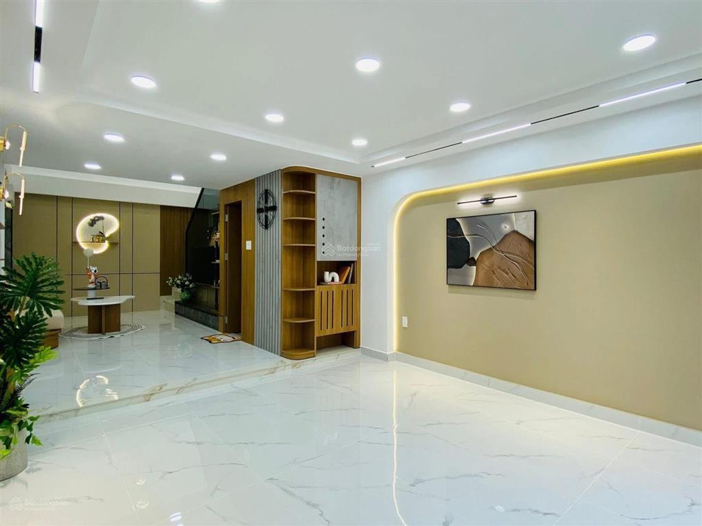 Cô xuân bán gấp nhà vũ huy tấn, phú nhuận ngay khu phan xích long giá 2tỷ860/ 40,2m2. sổ ngay