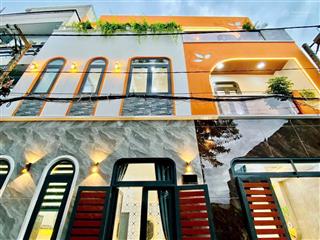 Gấp! tôi cần bán gấp căn nhà cô giang, phú nhuận 58,2m2. ngay khu phan xích long, shr