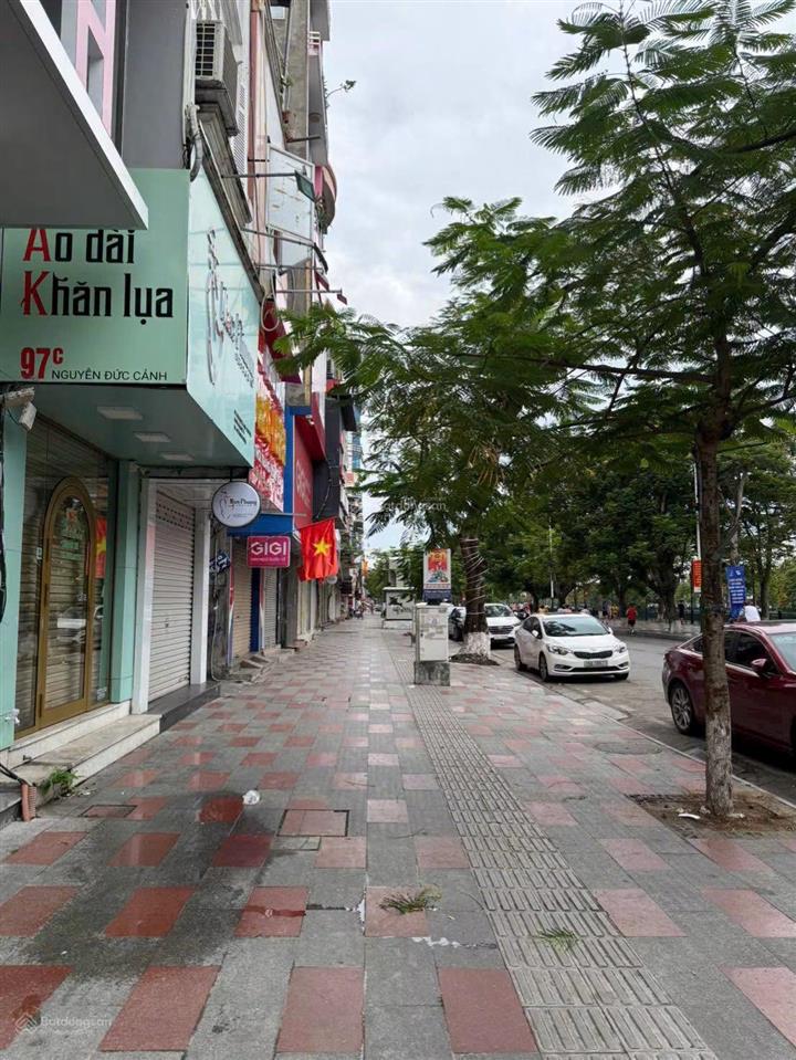 Bán nhà mặt đường nguyễn đức cảnh mặt tiền 5,8m vị trí kinh doanh đắc địa  chào hơn 20 tỷ