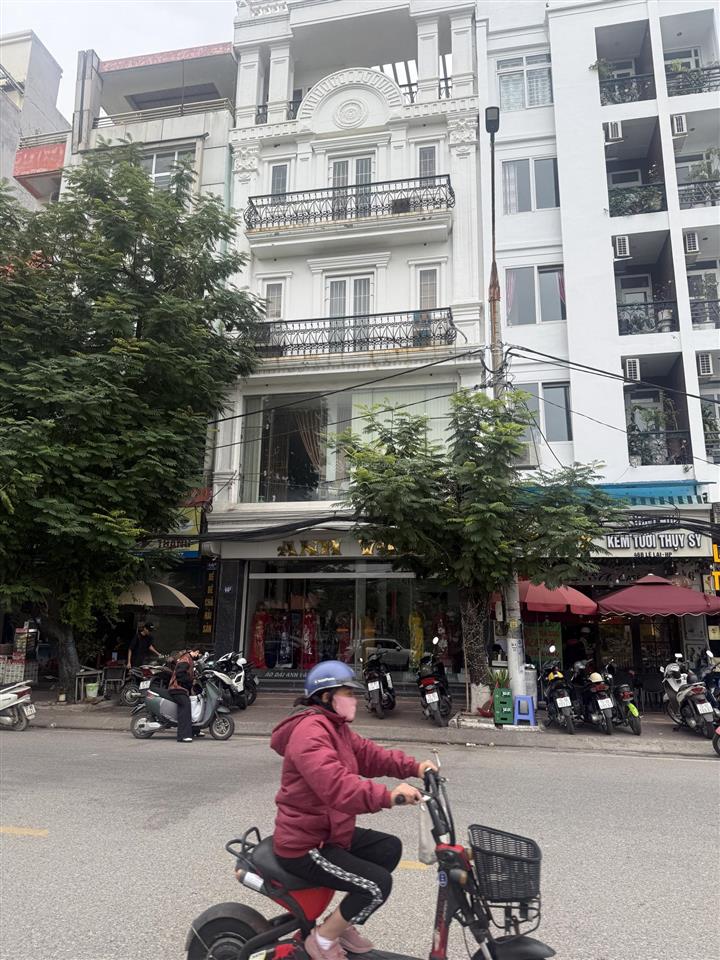 Bán nhà mặt đường lê lợi khuôn đất vuông đẹp sẵn dòng tiền  105m2 mt 4,4m giá chào chỉ 22 tỷ