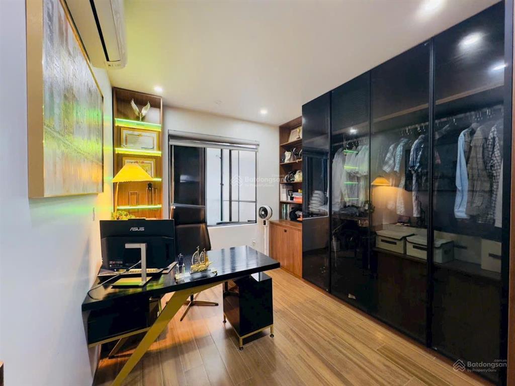 Bán nhà đẹp thang máy full nội thất khu td lakeside villa lê hồng phong  vừa ở và kinh doanh