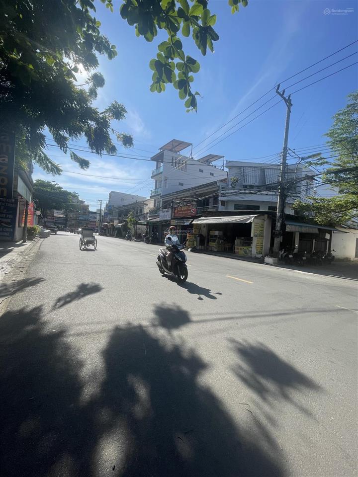 Đất xây khách sạn, căn hộ mini mt bắc sơn, bắc nha trang dt 659m2 cách biển 100m  0786 662 ***