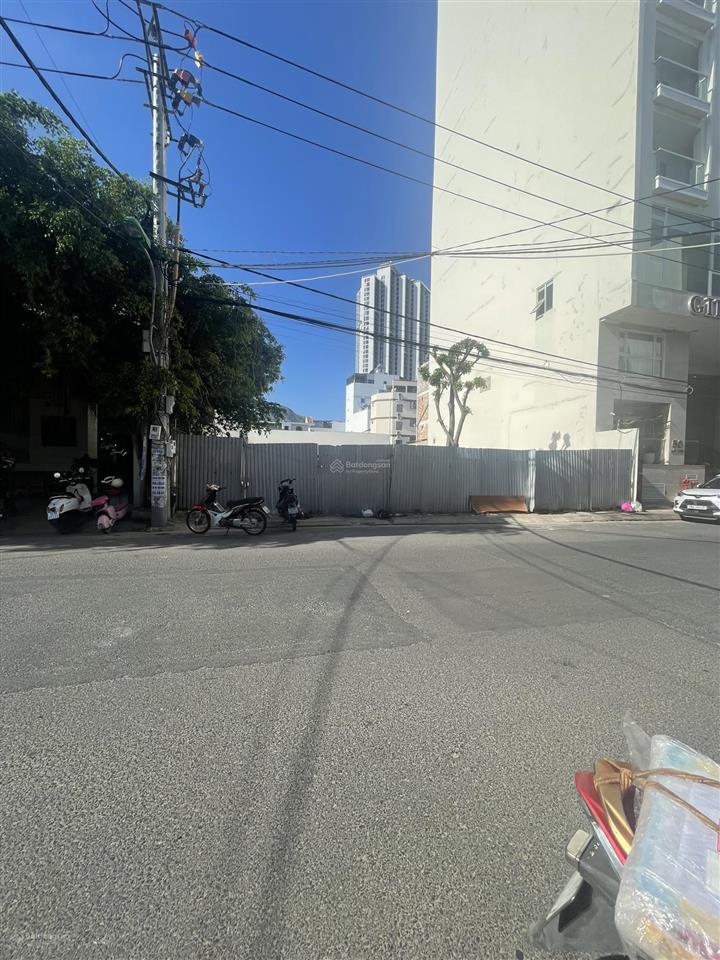 Đất xây khách sạn, căn hộ mini mt bắc sơn, bắc nha trang dt 659m2 cách biển 100m  0786 662 ***