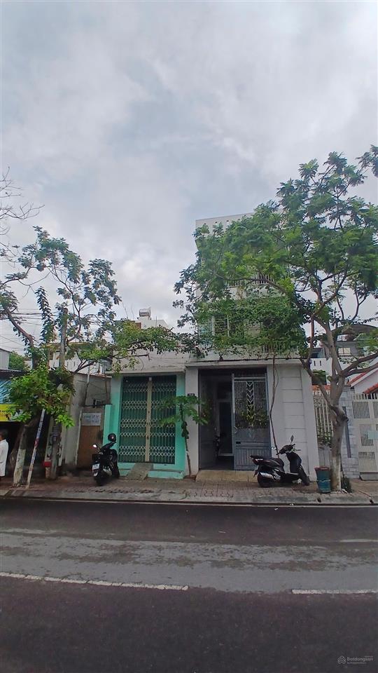 Nhà 236m2 3 tầng 5pn đường phùng hưng phường nam nha trang khánh hoà giá 16 tỷ  0786 662 ***