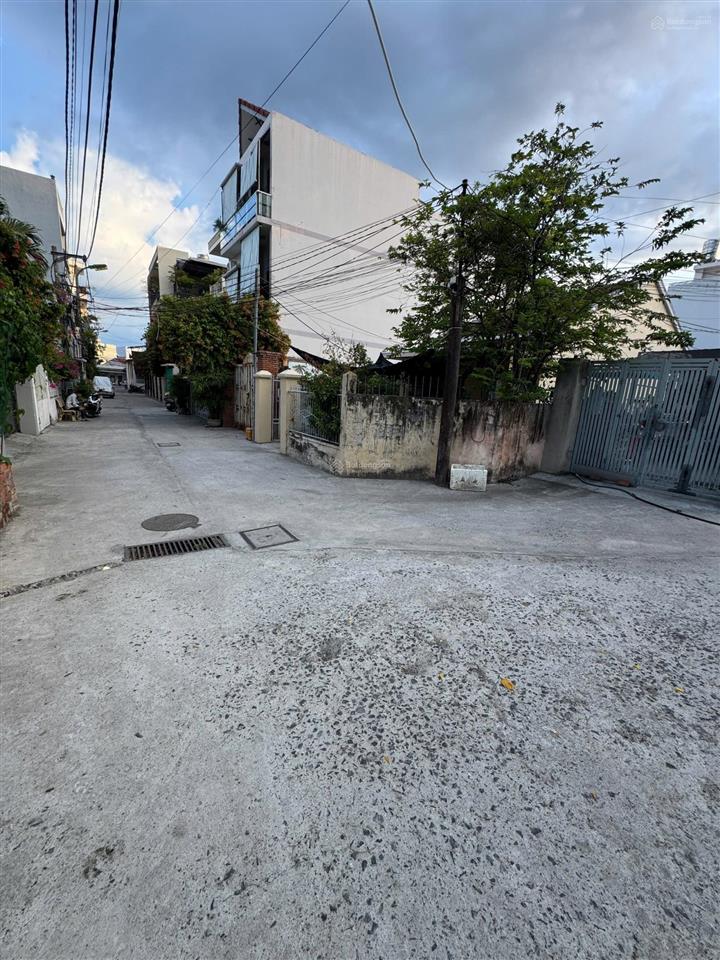 174m2 đất dương hiến quyền bắc nha trang cách biển 200m thích hợp xây căn hộ 52tr/m2  0786 662 ***