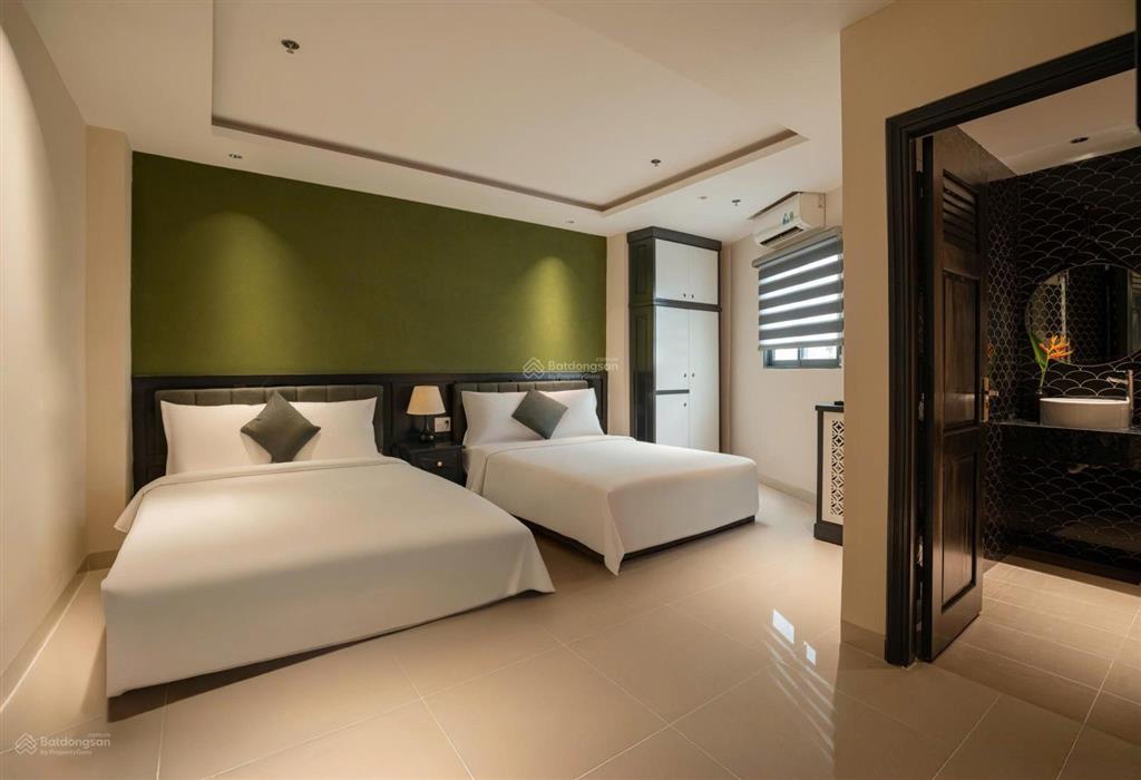 Nhượng khách sạn 179m2, 8 lầu, 35 phòng, đường bạch đằng, phường nha trang giá 47 tỷ  0786 662 ***