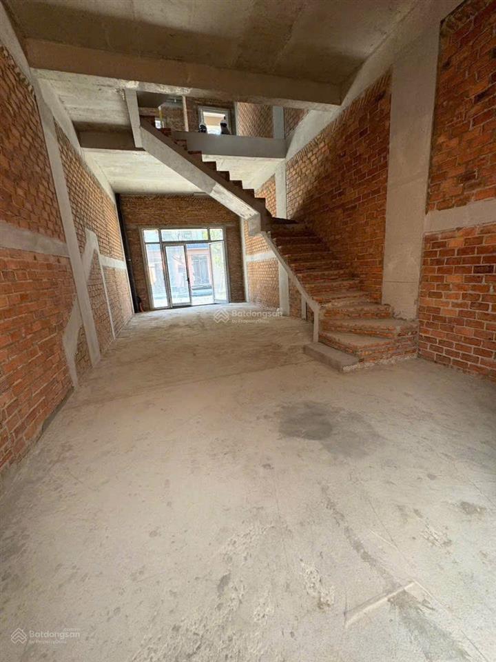Bán nhà mặt phố, mặt tiền trần phú, nha trang, 12,9 tỷ, 91m2  3 tầng sổ hồng.  0786 662 ***