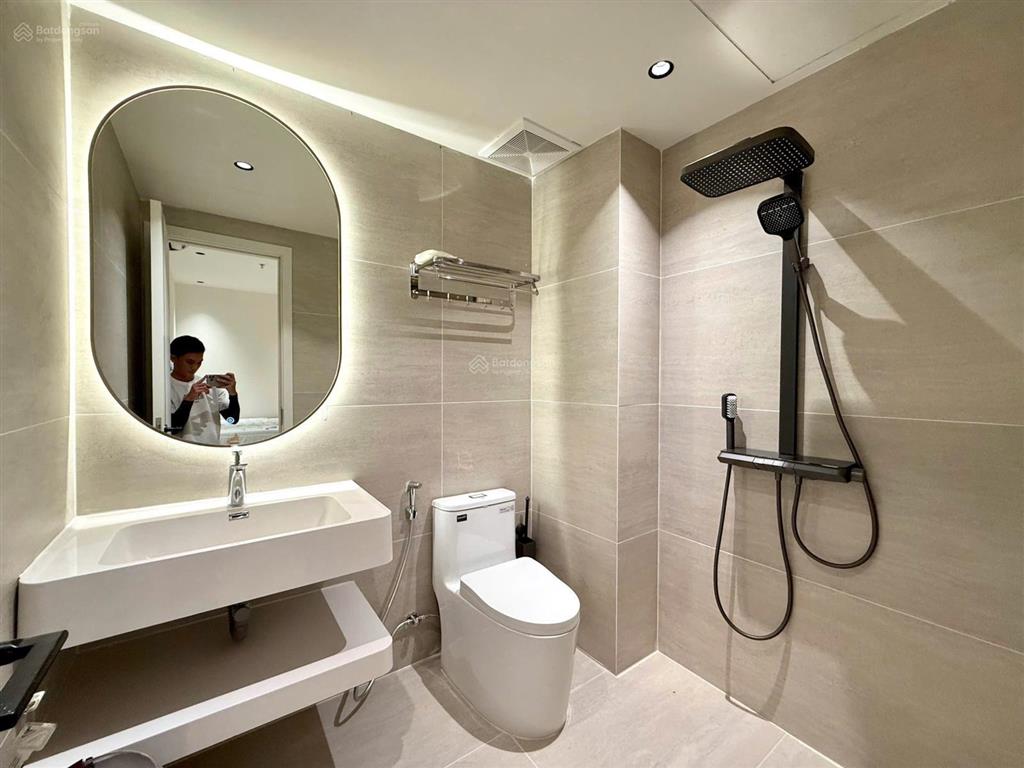Bán nhanh toà nhà căn hộ 18 phòng và 1 penthouse đang cho thuê 175tr/tháng phường nha trang 35 tỷ