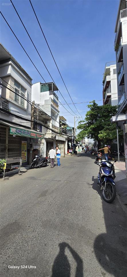 Bán gấp nhà mặt tiền kinh doanh hxh tránh, 1041 trần xuân soạn sát khu him lam, dt 54m2 giá 5tỷ2